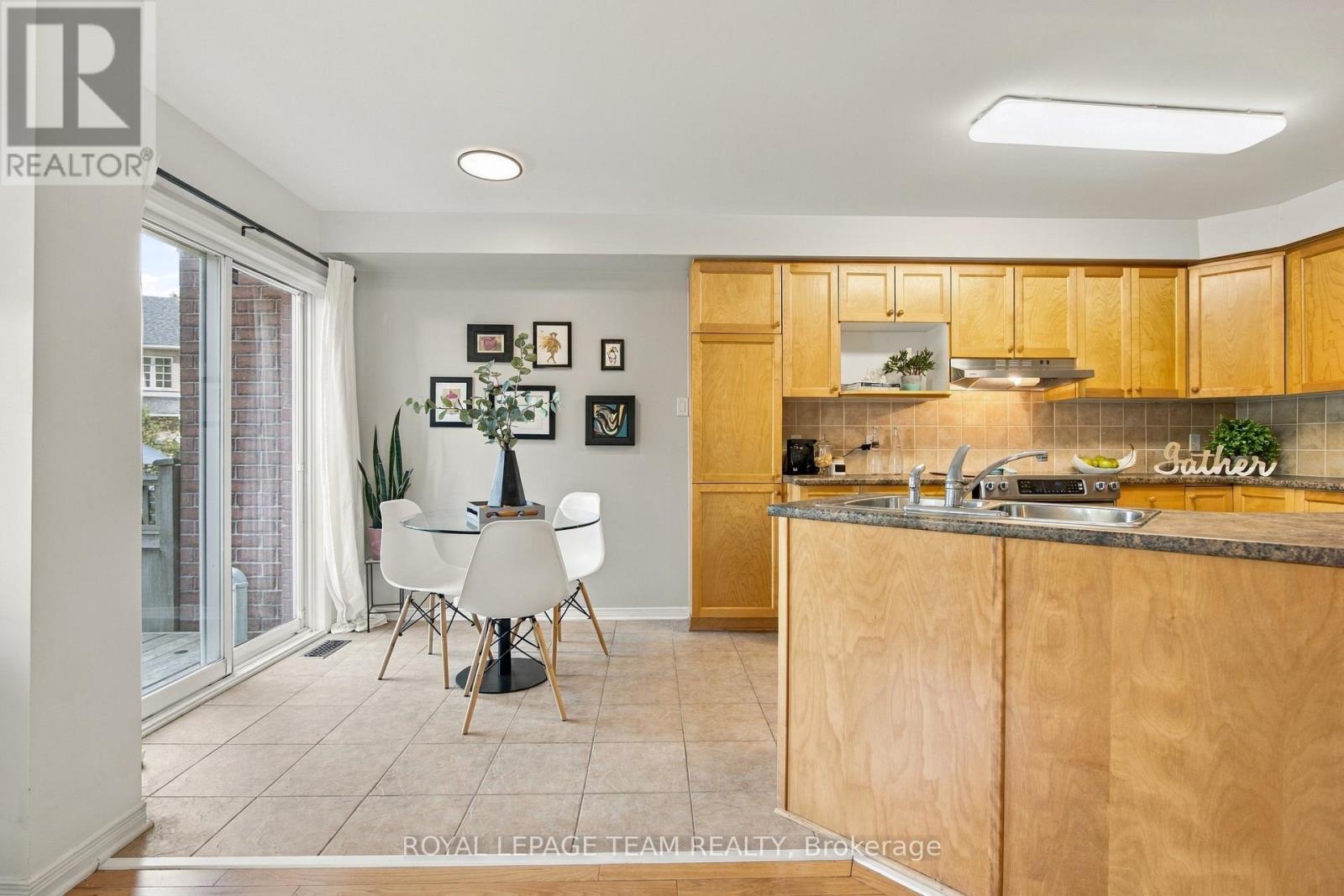 135 GATESPARK PRIVATE - Image 9