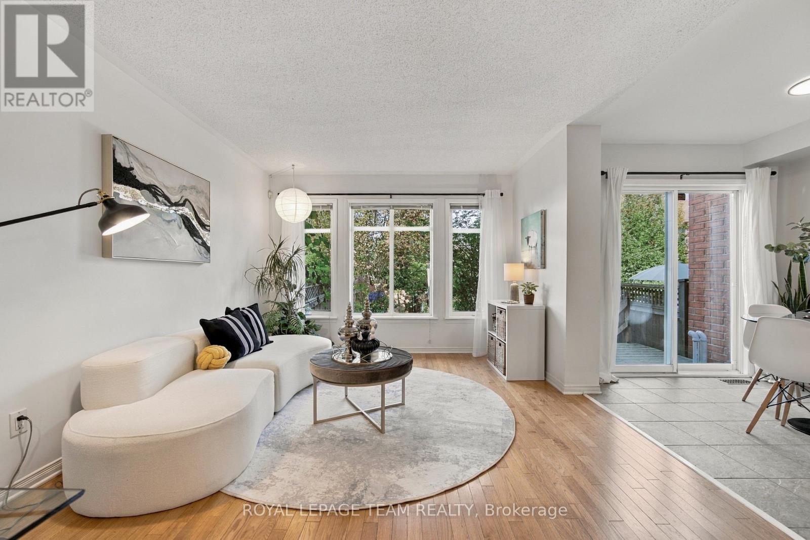 135 GATESPARK PRIVATE - Image 8