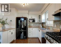 Living room - 4 Jacob Cressman Drive, Baden, ON N3A4K9 Photo 9