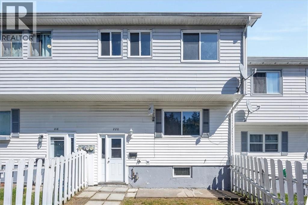 220 Tartan Street - 1