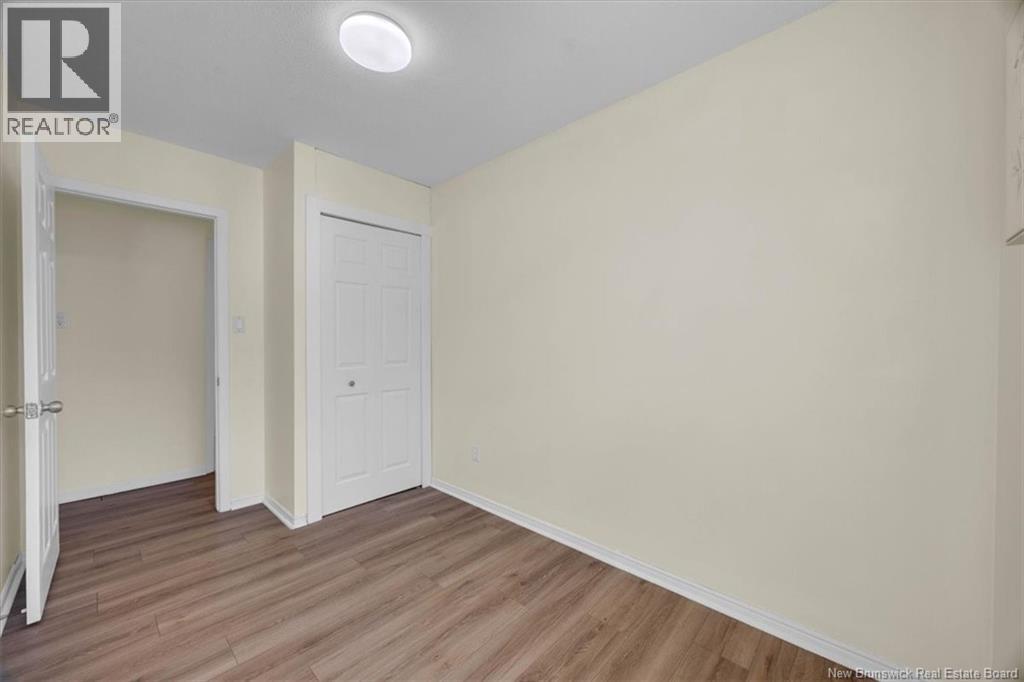 220 Tartan Street - 14