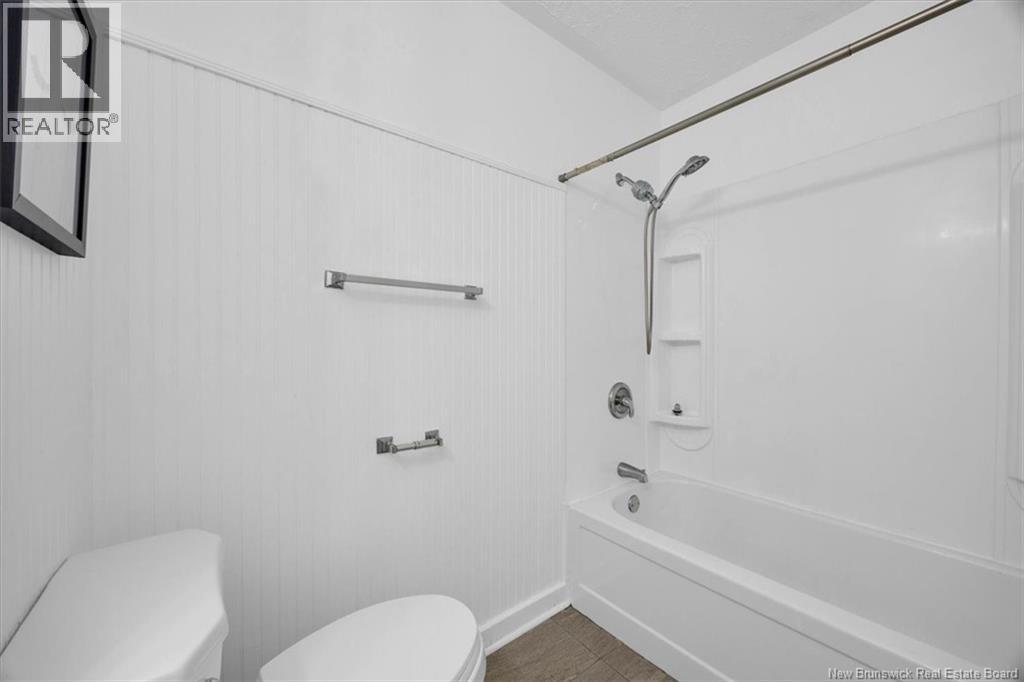 220 Tartan Street - 16