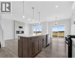5pc Bathroom - 134 Hotchkiss Manor Se, Calgary, AB T3S0J5 Photo 7