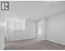 134 Hotchkiss Manor Se, Calgary, AB T3S0J5 Photo 25