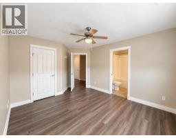 11, 2002 22 Avenue, Bowden, AB T0M0K0 Photo 18