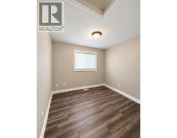 11, 2002 22 Avenue, Bowden, AB T0M0K0 Photo 25