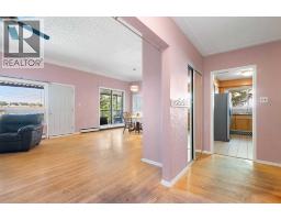 4pc Bathroom - 1423 16 Street Ne, Calgary, AB T2E4S7 Photo 8