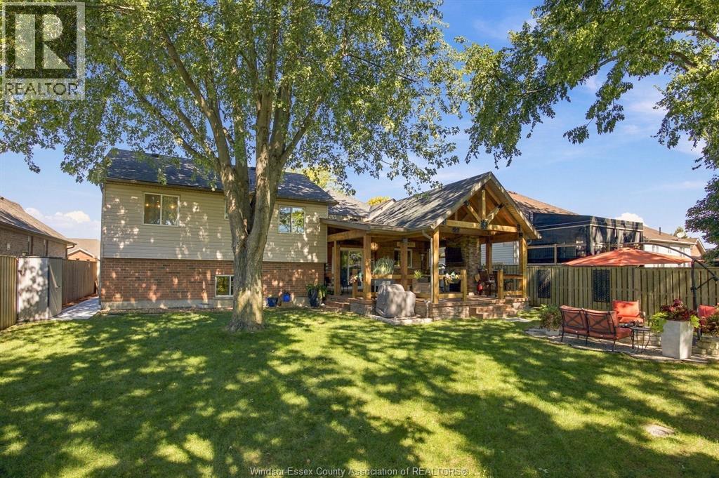 35 WHELAN DRIVE - 30