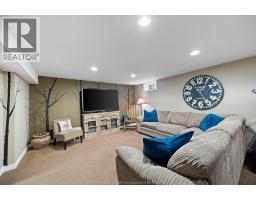 35 Whelan Drive, Amherstburg, ON N9V4A4 Photo 23