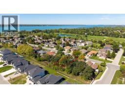 35 Whelan Drive, Amherstburg, ON N9V4A4 Photo 34