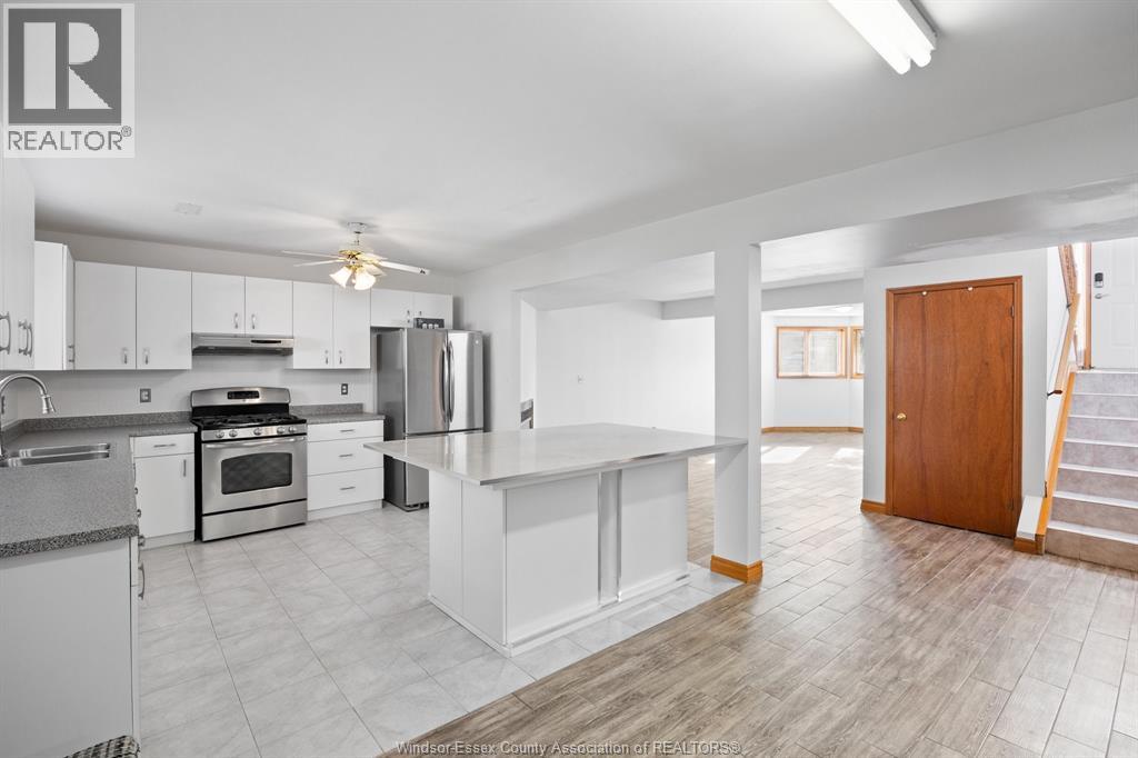 256 KENILWORTH PLACE - Image 25