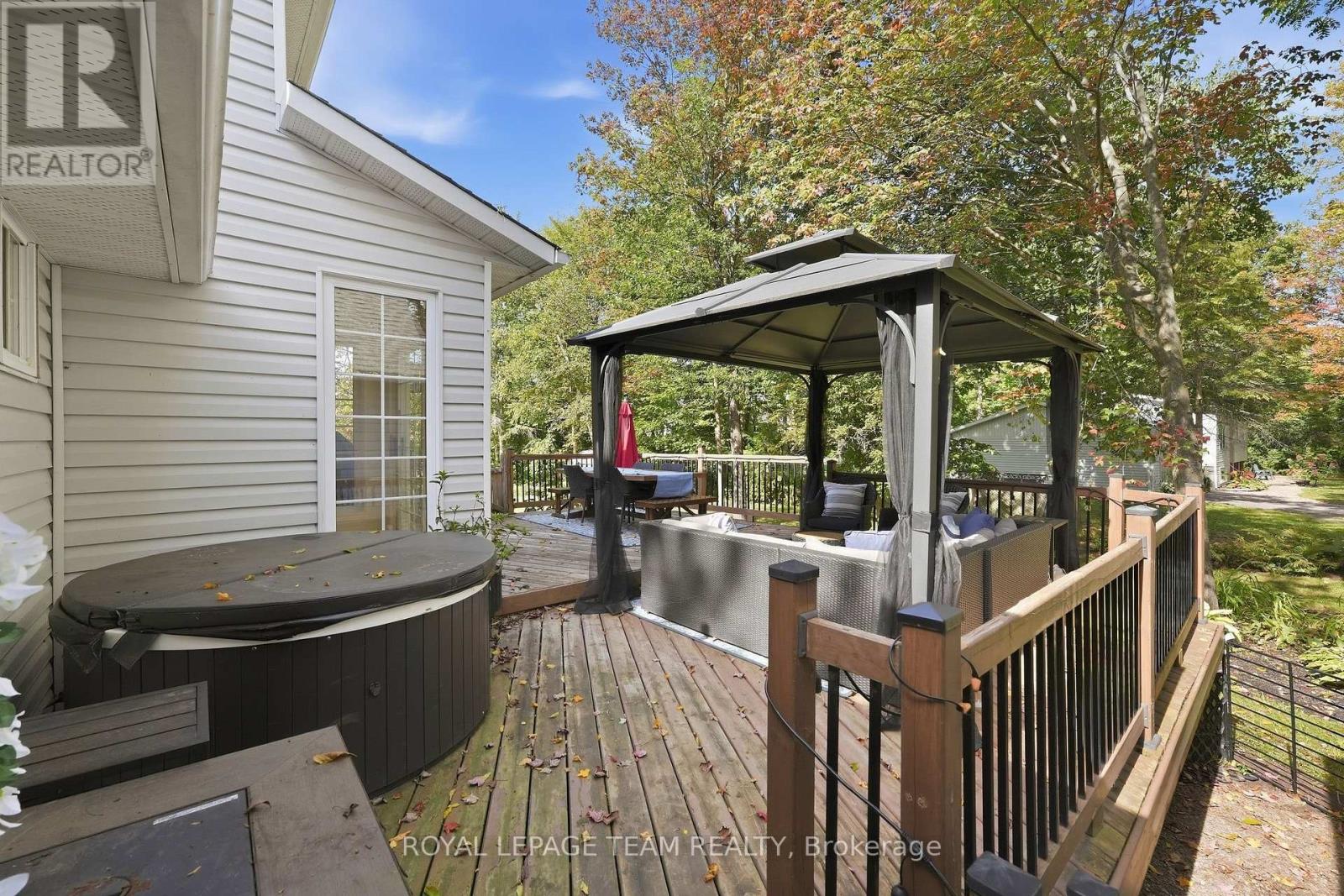 10493 ST JOHN STREET - Image 36