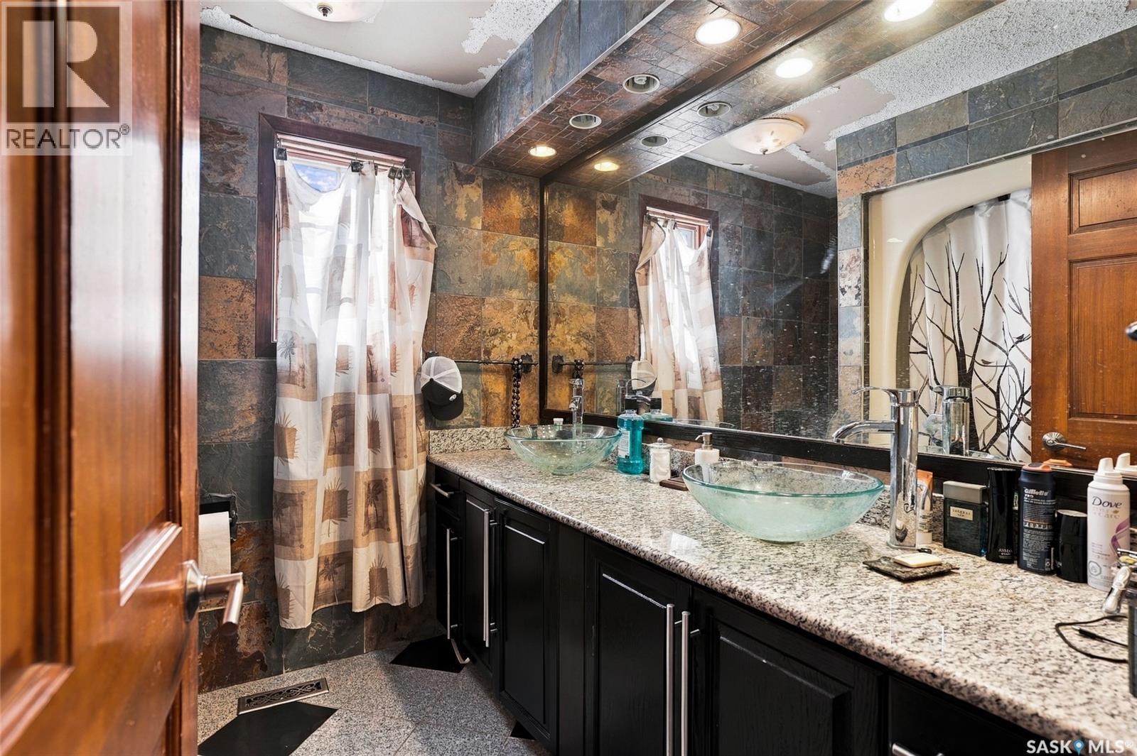 111 Christopher ROAD - Image 37