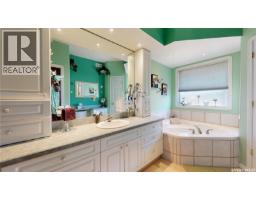 3515e Bishop Crescent E, Regina, SK S4Z1A6 Photo 56