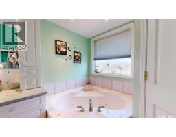 3515e Bishop Crescent E, Regina, SK S4Z1A6 Photo 57