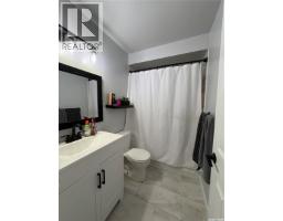 147 Fuhrmann Crescent, Regina, SK S4R7W2 Photo 12