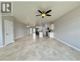 9904 111 Street Unit 4, La Crete, AB T0H2H0 Photo 11