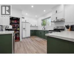 427 12A Street N - photo 9