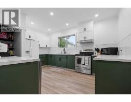 427 12A Street N - photo 7
