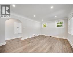 Kitchen - 150 Prince Arthur Avenue, Chatham, ON N7M1X7 Photo 9