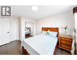 Kitchen - 643 Doon South Drive, Kitchener, ON N2P2X5 Photo 10