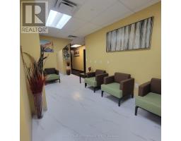200 A-b - 4275 Innes Road, Ottawa, ON K1C1T1 Photo 9
