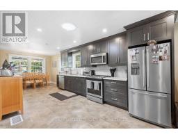 98 Village Road, St  Catharines, ON L2T3C1 Photo 13