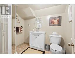 98 Village Road, St  Catharines, ON L2T3C1 Photo 24
