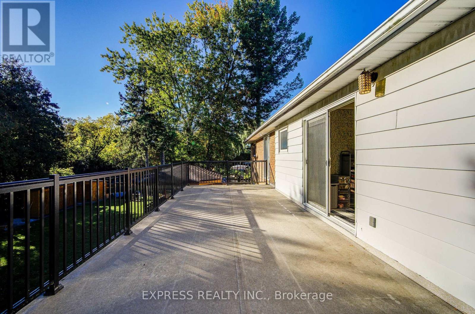 42 GATEHEAD ROAD - 31