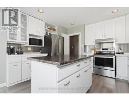 18 Tetbury Crescent, Toronto, ON M3A3G3 Photo 11