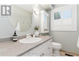 18 Tetbury Crescent, Toronto, ON M3A3G3 Photo 13