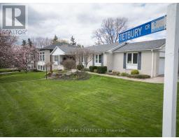 18 Tetbury Crescent, Toronto, ON M3A3G3 Photo 43