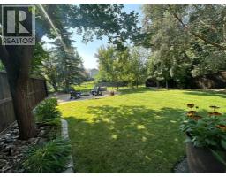 64 Riverwood Manor W - photo 27