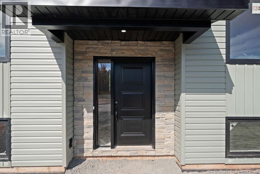 193 Carrington Drive - 44