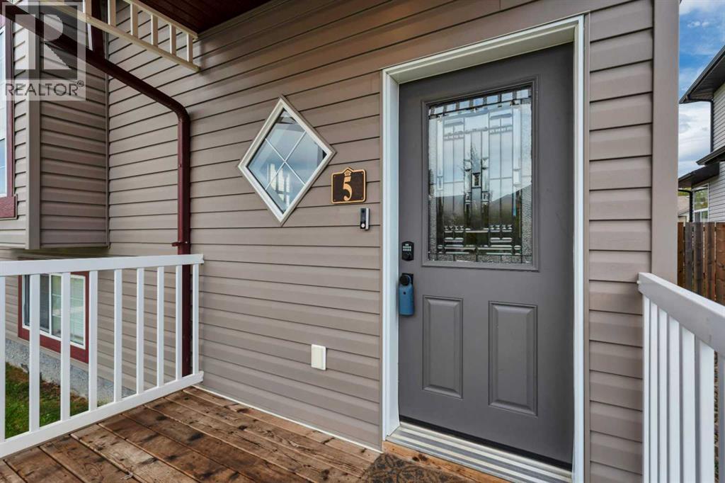 5 Wilkinson Circle, Sylvan Lake, Alberta, T4S2N7, Sylvan Lake, Alberta — photo 4 of 5