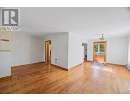 32 Warfords Road thumbnail 12