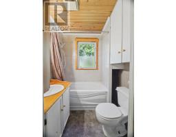 32 Warfords Road thumbnail 17