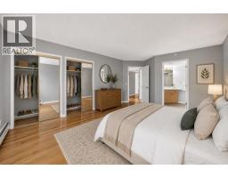 1109, 1109 Hawksbrow Point NW - photo 12