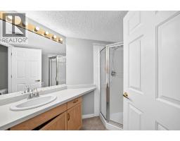 1109, 1109 Hawksbrow Point NW - photo 17