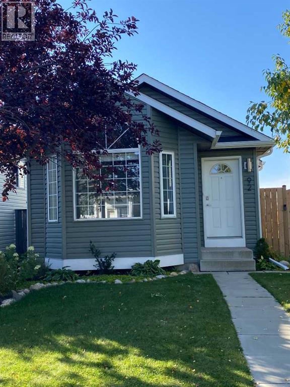 92 Covington Court NE, Calgary