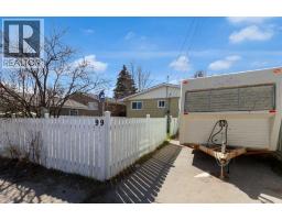 99 Dovercliffe Way SE - photo 28