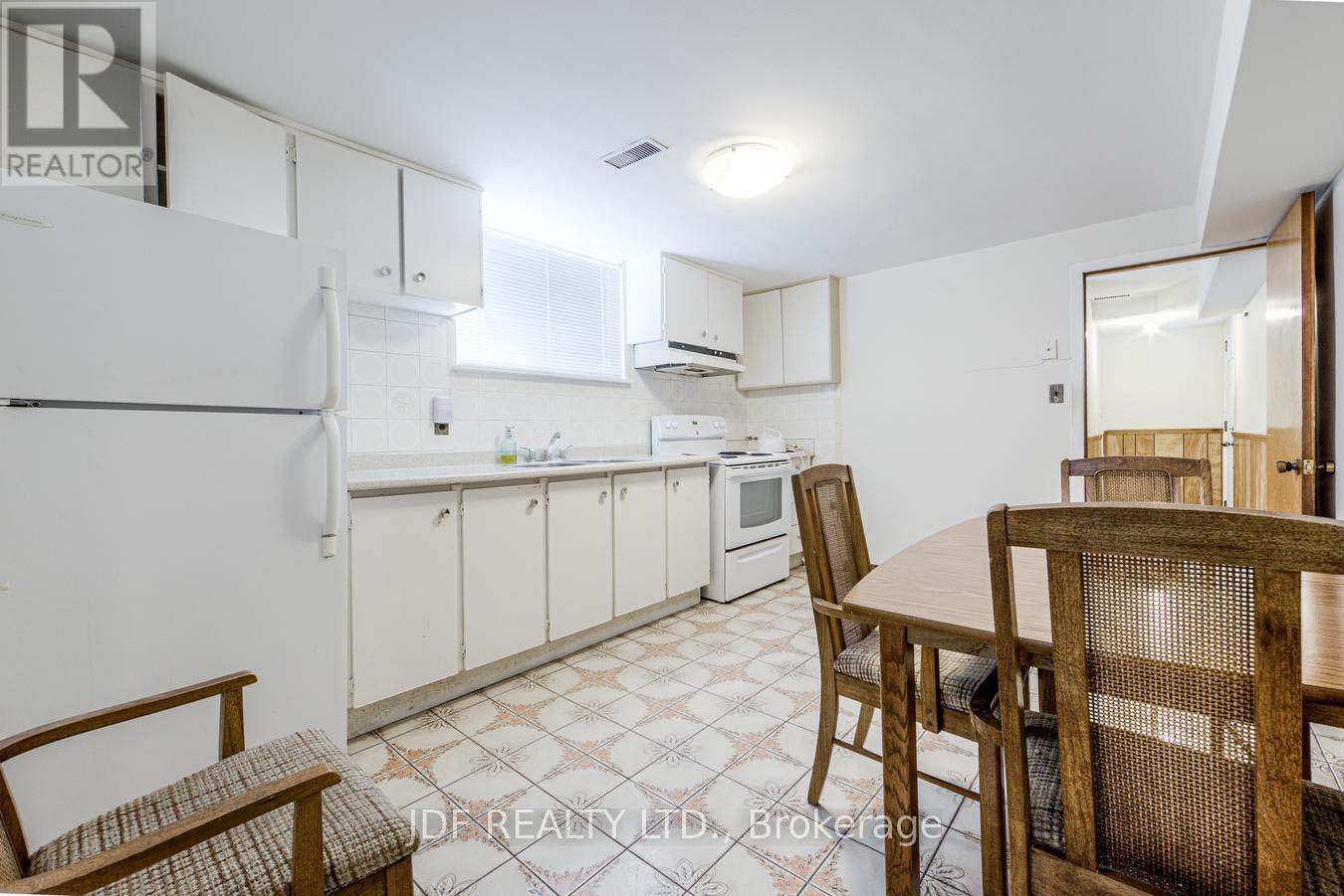 48 DEBBY COURT - Image 26