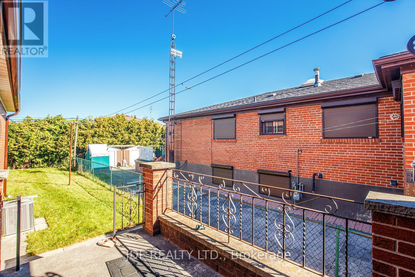 48 DEBBY COURT - Image 34