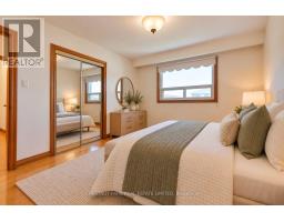 28 Charrington Crescent, Toronto, ON M3L2C4 Photo 15