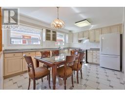 28 Charrington Crescent, Toronto, ON M3L2C4 Photo 9