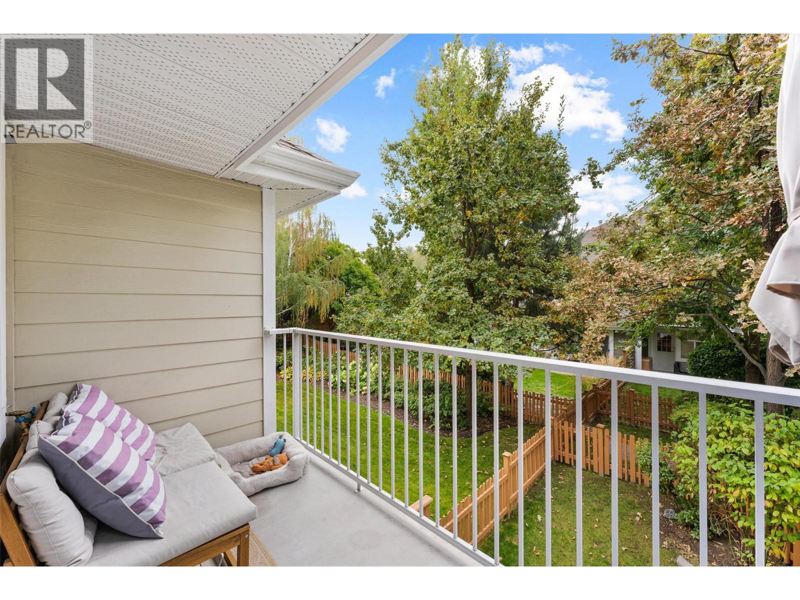 #26 1853 Parkview Crescent - 13