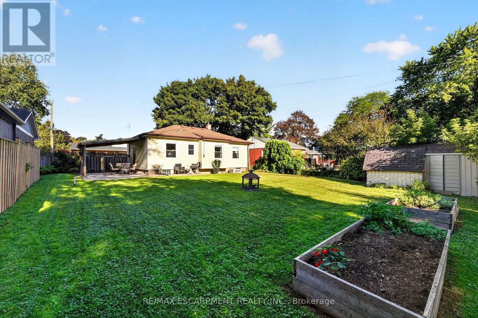 416 BARTLETT AVENUE - 31