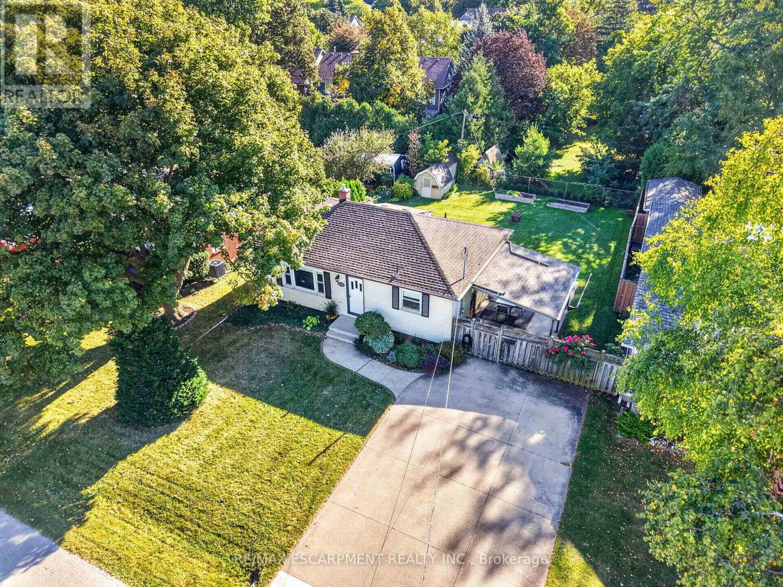 416 BARTLETT AVENUE - 34