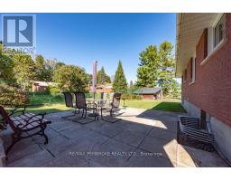 41 Centre Street W, Petawawa, ON K8A7E8 Photo 37