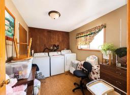 267 2nd Street Nw, Altona, MB R0G0B1 Photo 12